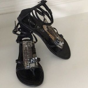 White House Black Market Size 6 1/2 beaded sandals